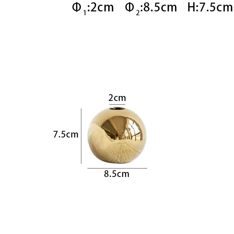 Keramikvas med guldboll