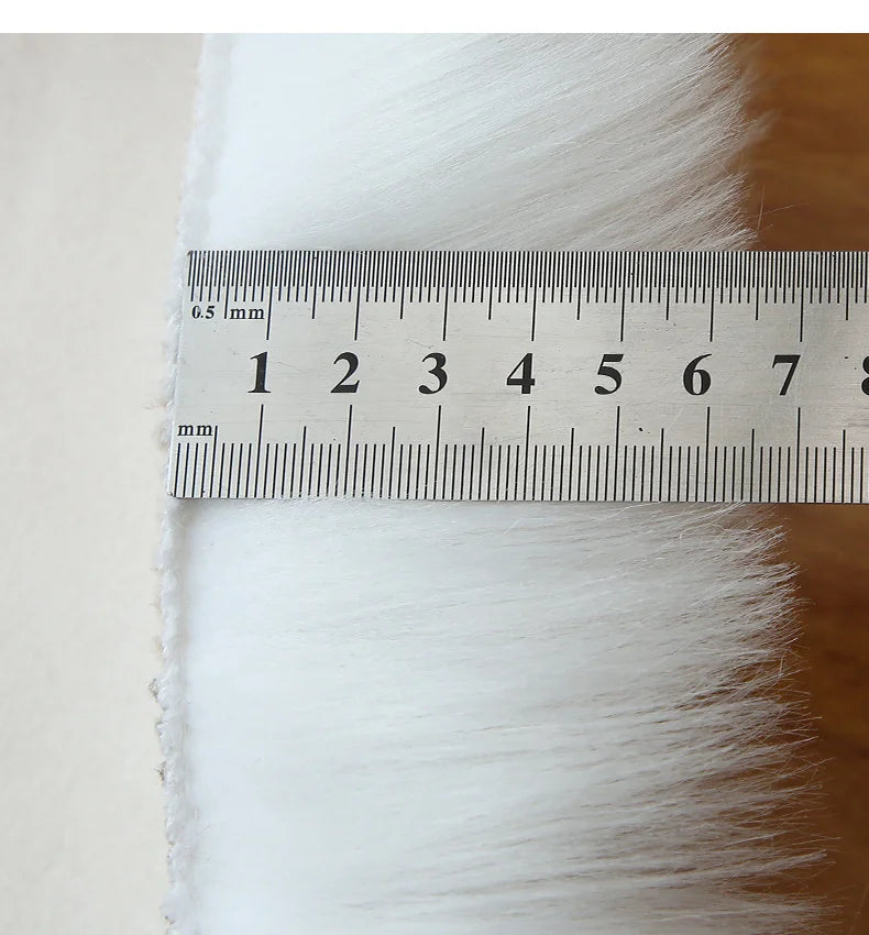 Fluffig matta i fuskpäls