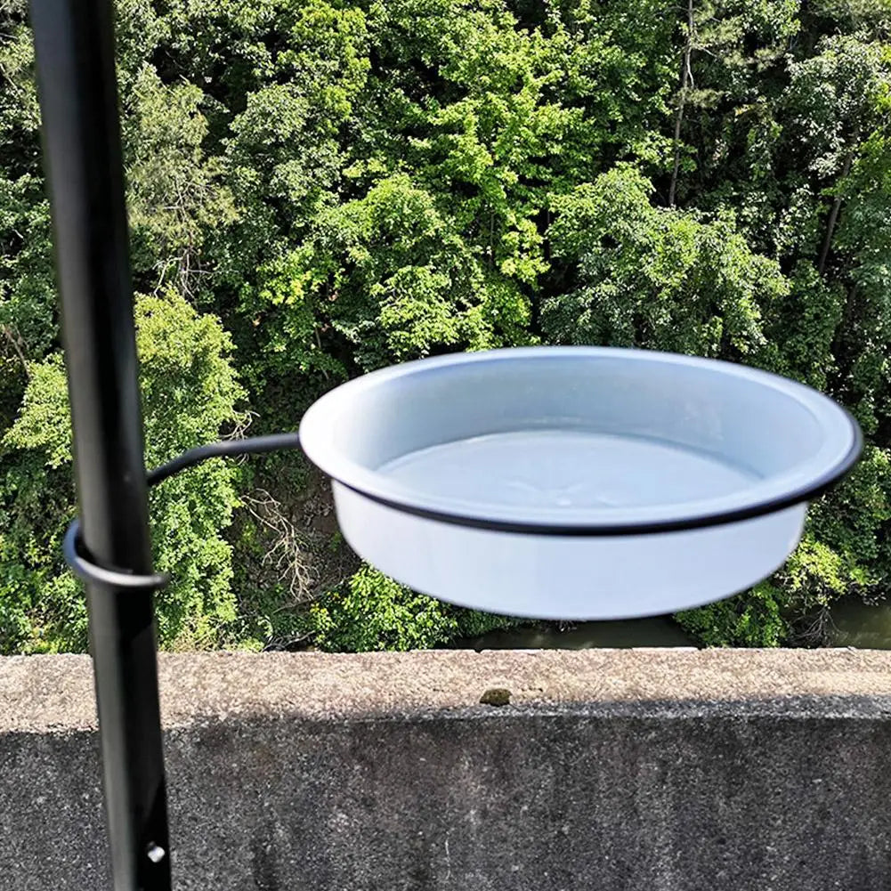 Hängande fågelbad och matskål