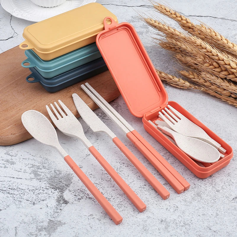 Bestickset för picknick – 4 delar med fodral
